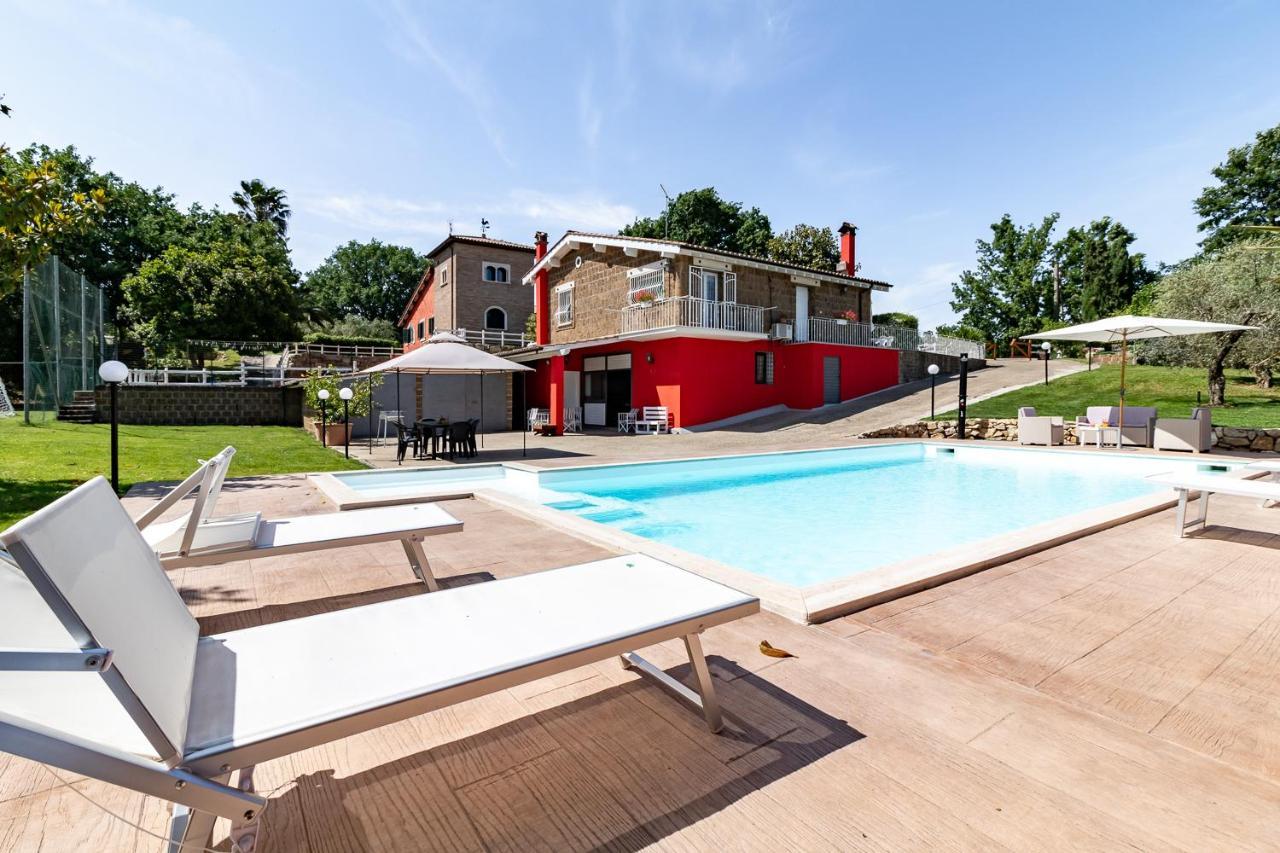 Villa Vacanze La Quercia Carbognano Exterior photo
