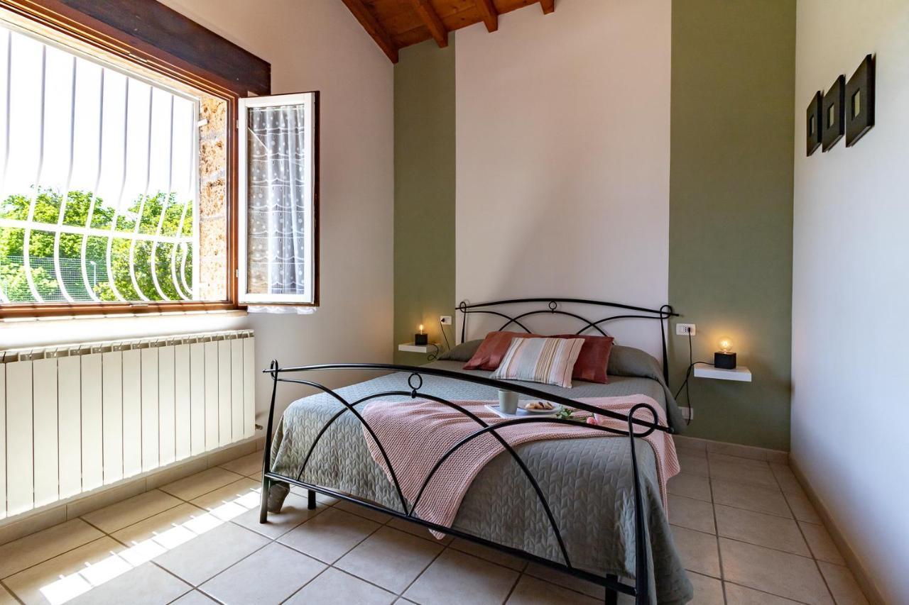 Villa Vacanze La Quercia Carbognano Exterior photo